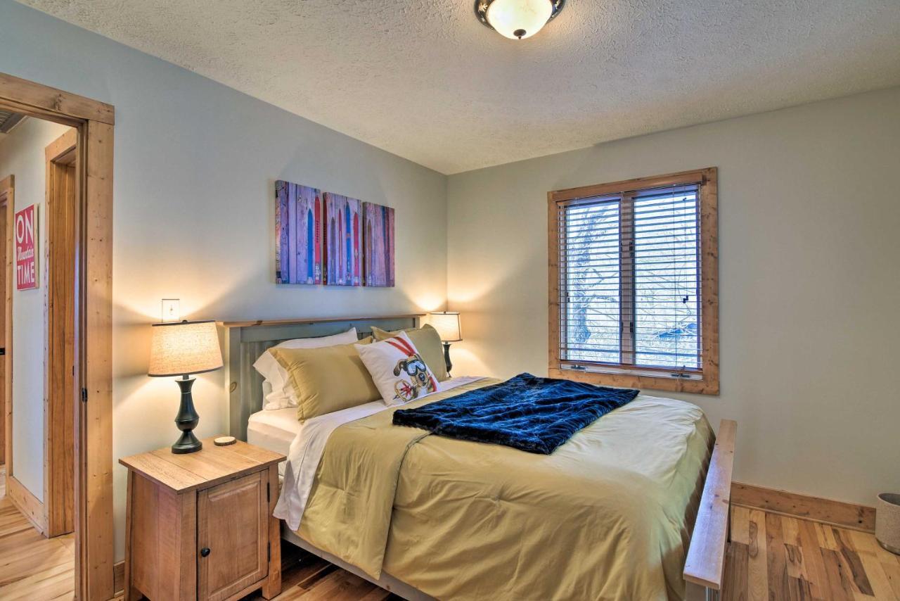 Cabin With Hot Tub And Mountain Views Less Than 5 Mi To Boone Blowing Rock Exterior photo