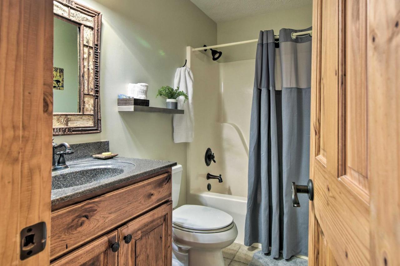 Cabin With Hot Tub And Mountain Views Less Than 5 Mi To Boone Blowing Rock Exterior photo